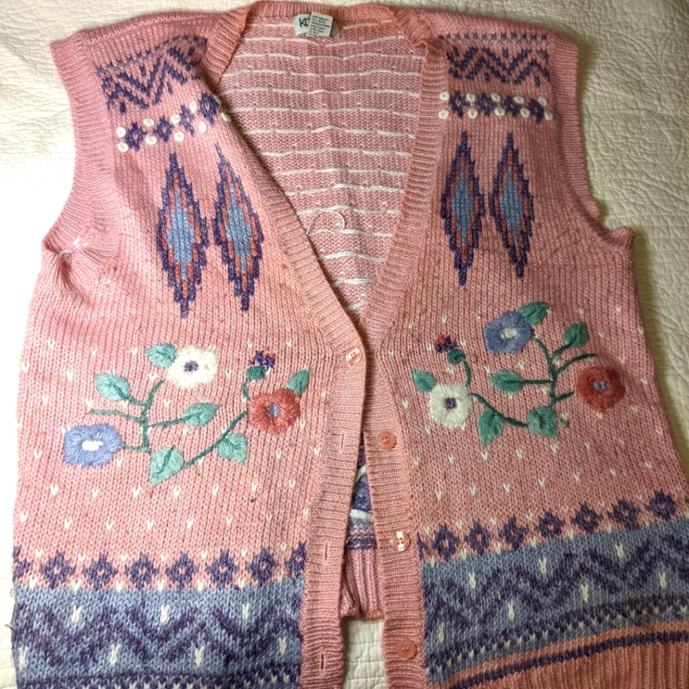 Vintage knit sweater vest pink xl flowers